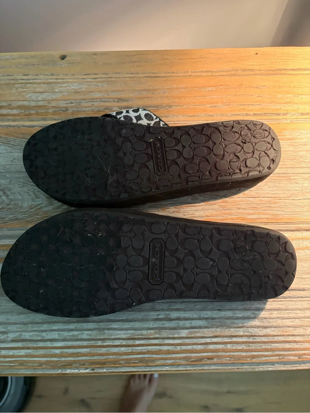 Coach Black Flip Flop Sandals with White Patterned Straps - Picture 4 of 4